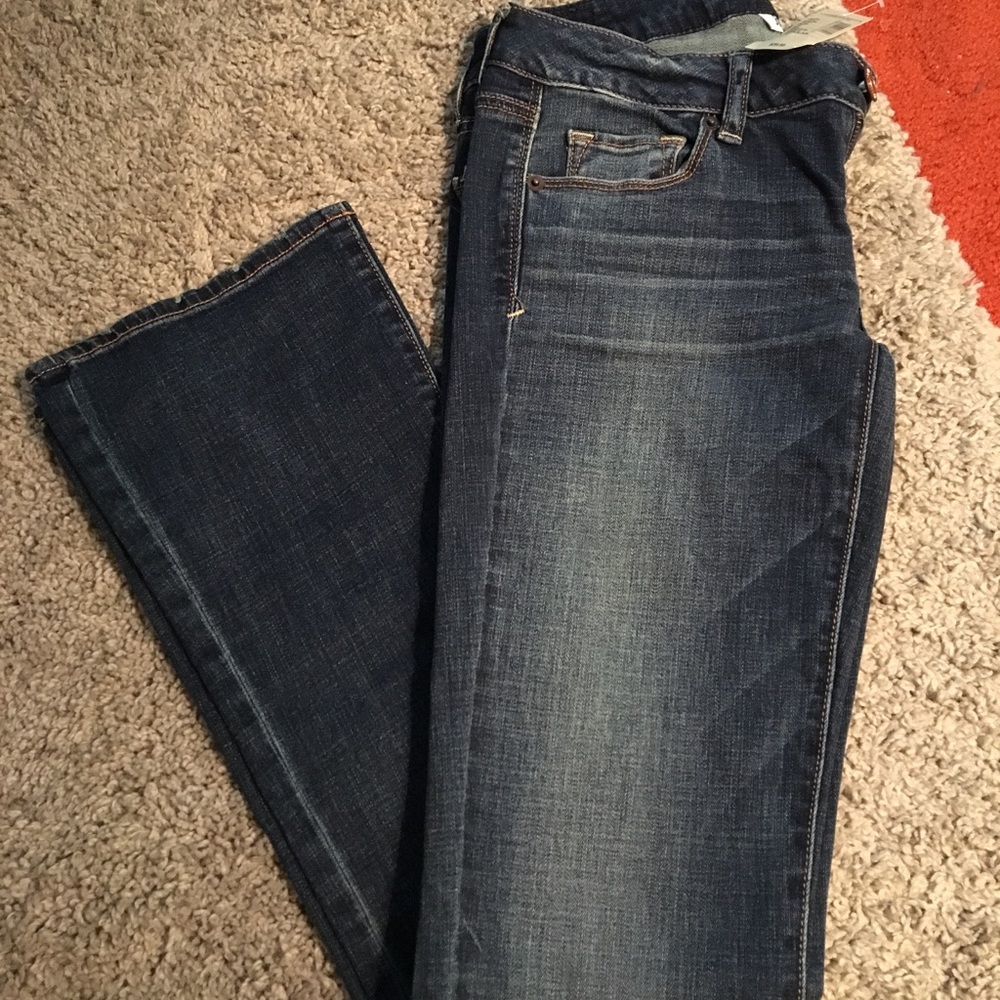 American Eagle skinny kick jeans